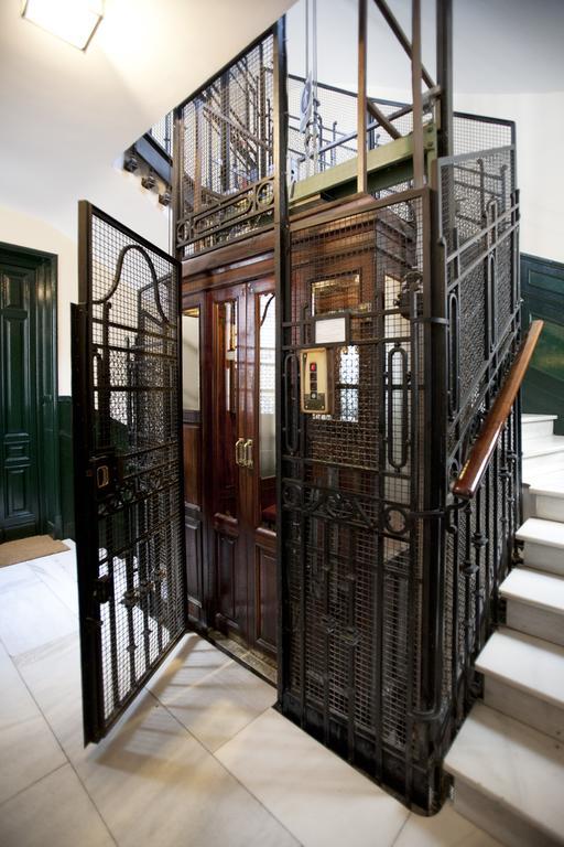 מדריד Hostal Santa Isabel מראה חיצוני תמונה