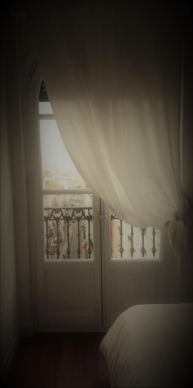 מדריד Hostal Santa Isabel מראה חיצוני תמונה